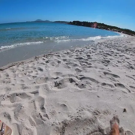 Bilocale Costa Smeralda Localita Cugnana アパート